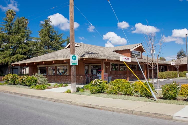 Dog day care center An-Jan Feed & Supply Santa Clara