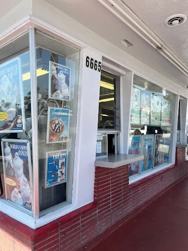 Dog day care center Dairy Queen Riverside