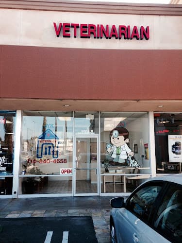 Dog day care center JYK Veterinary Clinic Huntington Beach