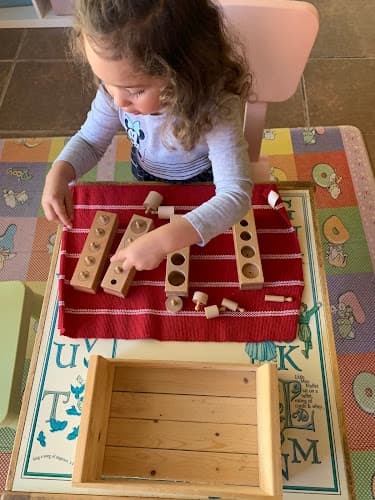 Dog day care center La Casa De Los Niños Bilingual daycare Corona
