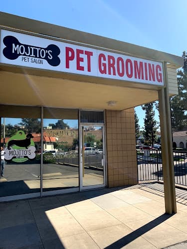 Dog day care center Mojitos Pet Salon Vista