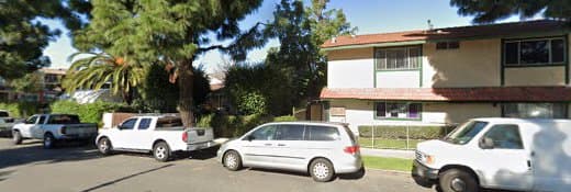Dog day care center PetHotels.com - Santa Ana Dog Boarding ( Cat & Dog Friendly Hotels) Santa Ana