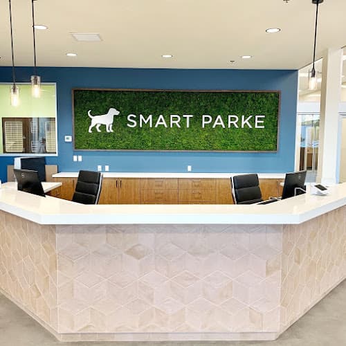 Dog day care center Smart Parke - Dog Boarding Orange County Irvine