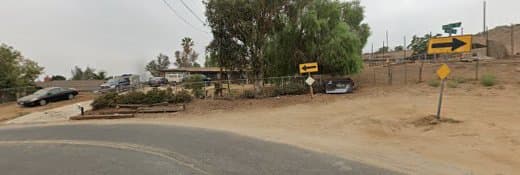 Dog day care center Starlight Kennels Jurupa Valley