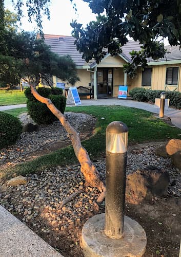 Dog day care center VCA Bradshaw Animal Hospital Elk Grove