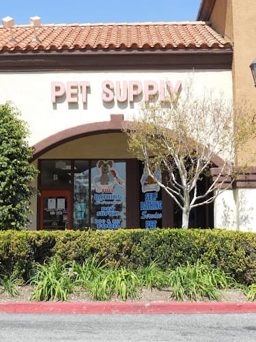 Dog day care center Victoria Pet Supply Rancho Cucamonga