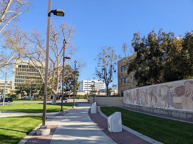 Dog Park Grevillea Art Park Inglewood
