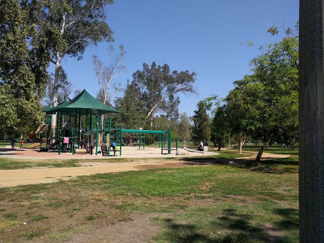 Dog Park Valley Village Park South Gate