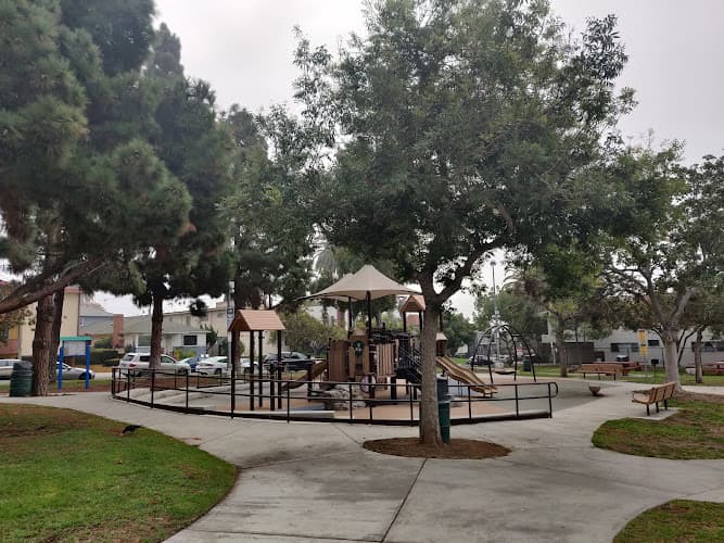 Dog Park Woodbine Park Los Angeles