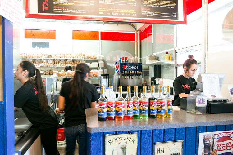 Dog trainer Ozzie's Grill Santa Rosa