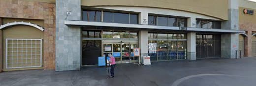 Dog trainer PetSmart Dog Training Norwalk