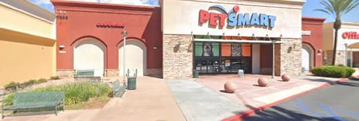 Dog trainer PetSmart Dog Training Rancho Cucamonga