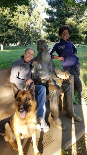 Dog trainer Sacramento River Trail Redding