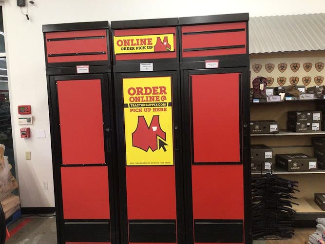 Dog trainer Tractor Supply Co. Bakersfield