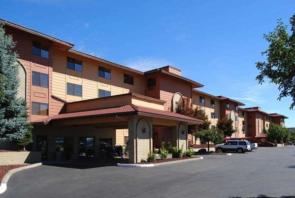 Dog walker Baymont by Wyndham Yakima Yakima