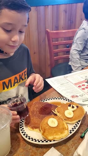 Dog walker Black Bear Diner Moreno Valley Moreno Valley