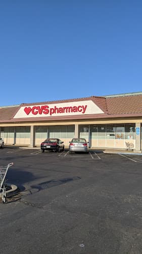Dog walker CVS Tracy