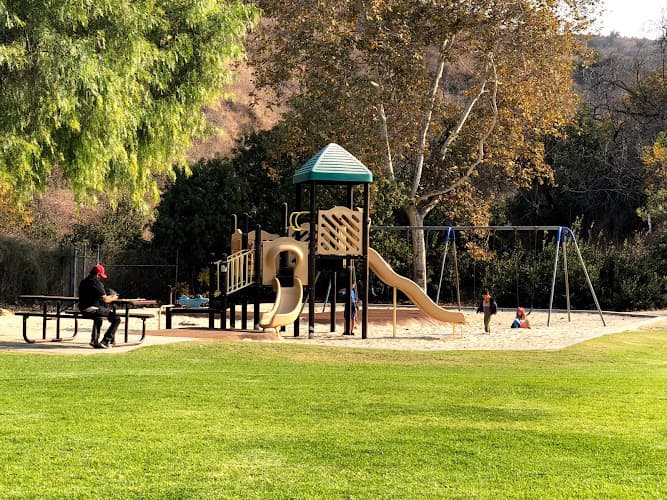 Dog walker Galster Wilderness Park West Covina