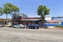 Dog walker Kokopelli Smoke Shop South Gate