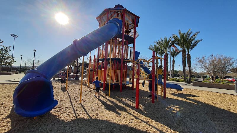 Dog walker Lasselle Sports Park Moreno Valley