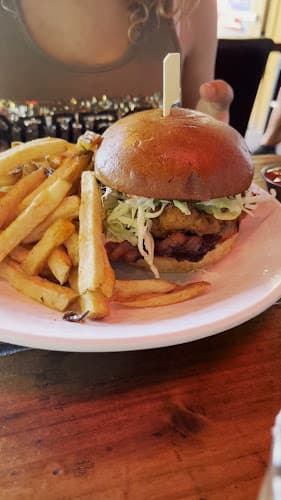 Dog walker Local Tap House Oceanside
