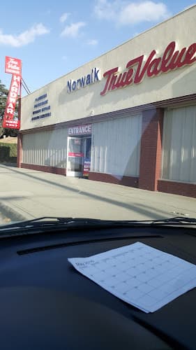 Dog walker Norwalk True Value Norwalk