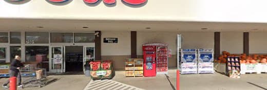 Dog walker PetSmart Grooming Beaverton
