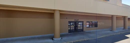 Dog walker PetSmart Grooming Eugene
