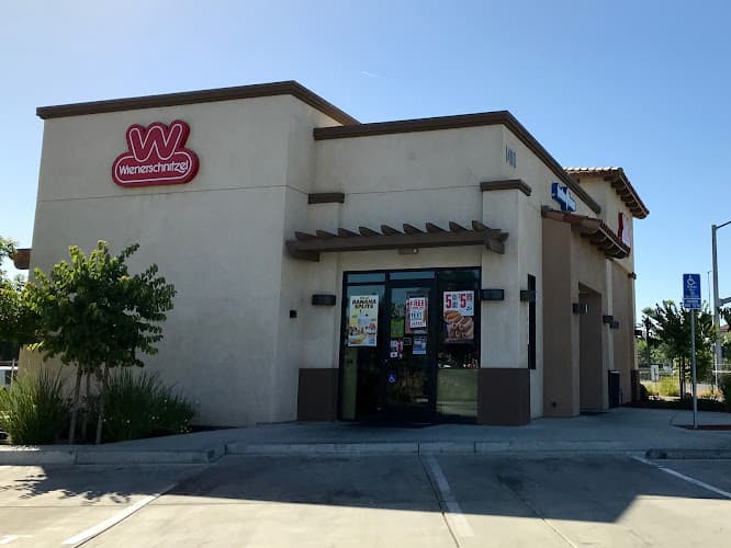 Dog walker Wienerschnitzel Visalia