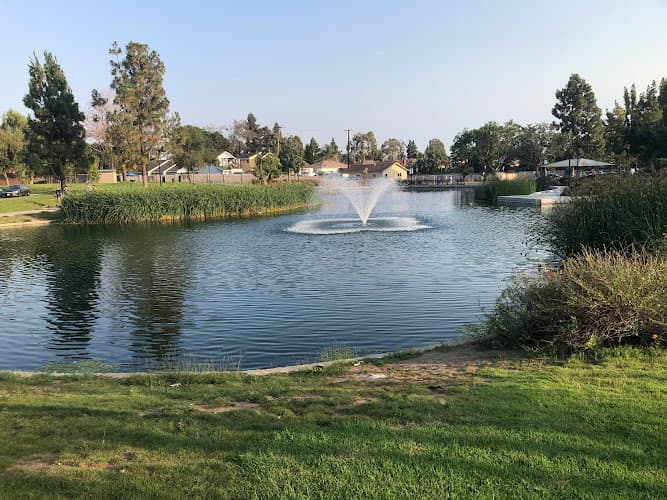 Dog walker Wilderness Park Downey