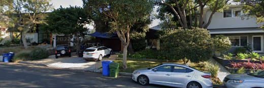 Pet boarding service 4 Paws Kiddo Rescue Los Angeles