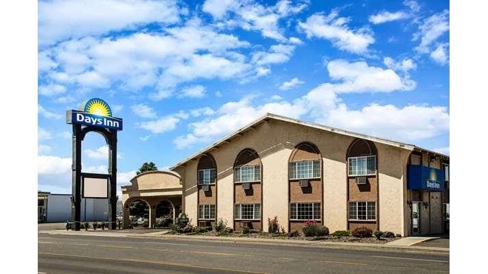 Pet boarding service Days Inn by Wyndham Yakima Yakima
