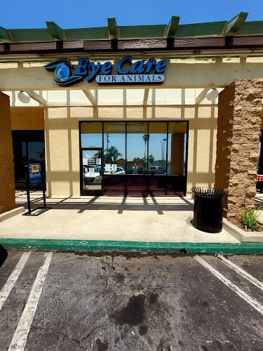 Pet boarding service Eye Care for Animals - Upland Ontario