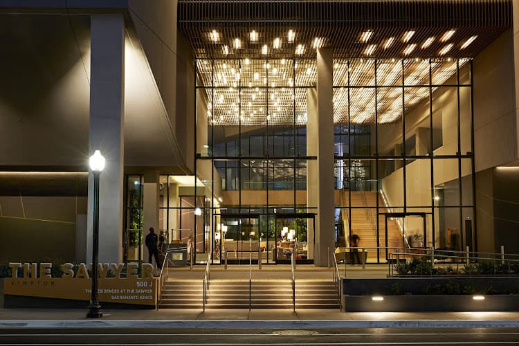 Pet boarding service Kimpton Sawyer Hotel Sacramento
