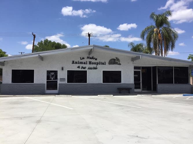 Pet boarding service La Habra Animal Hospital Fullerton
