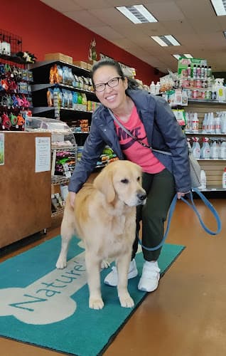Pet boarding service Nature's Pet Market Murrayhill Beaverton