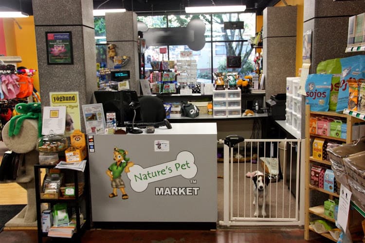 Pet boarding service Nature's Pet Market NW Portland Portland