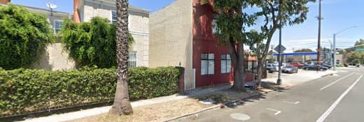 Pet boarding service Royal Pet Mortuary Los Angeles