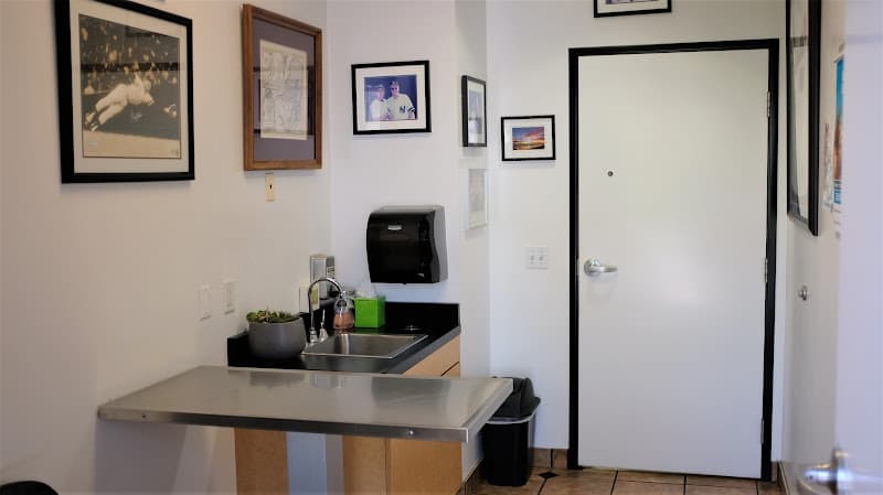 Pet boarding service VCA Animal Medical Center of Southern California Los Angeles