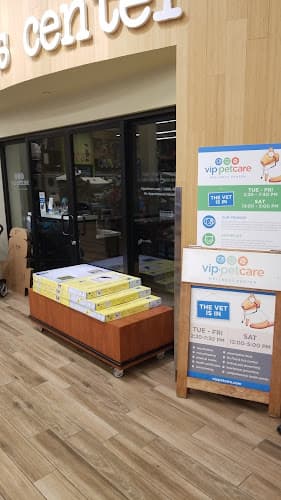 Pet boarding service VIP Petcare Wellness Center Oakland