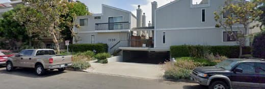 Pet boarding service yourpetsassistant Los Angeles