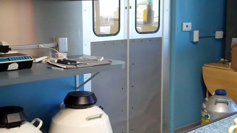 Pet vet Canine Cryobank,Inc. San Marcos