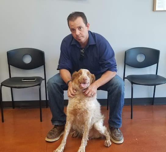 Pet vet Dry Creek Veterinary Center Roseville