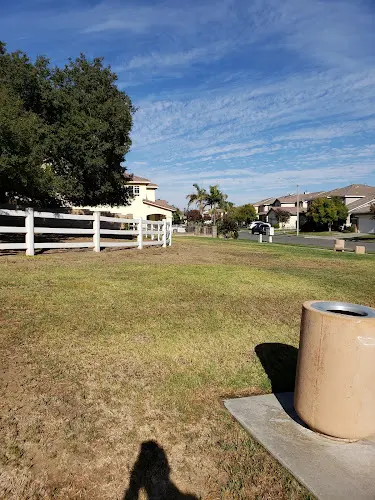 Dog Park Oak Bluff's Playground Temecula