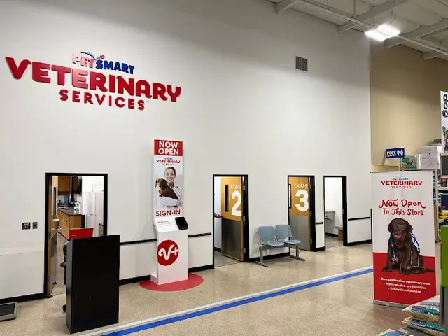 Pet vet PetSmart Veterinary Services - Tujunga Pasadena