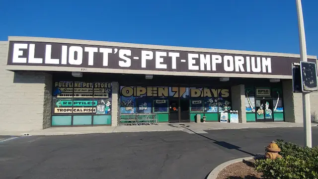 Dog day care center Elliott's Pet Emporium San Bernardino