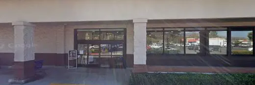 Dog day care center PetSmart Grooming Glendale