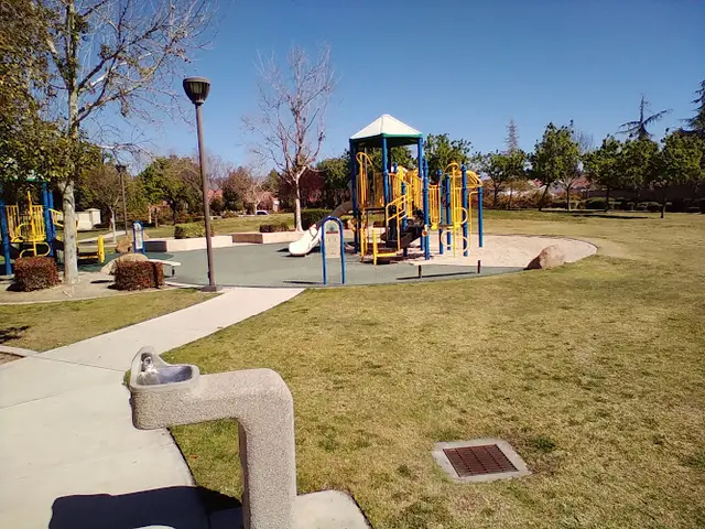 Dog Park Solera Gardens Park Bakersfield