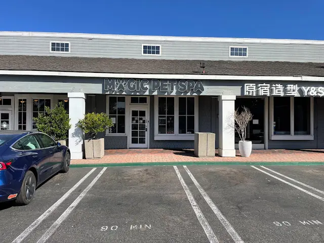 Pet boarding service Magic Pet Spa Irvine