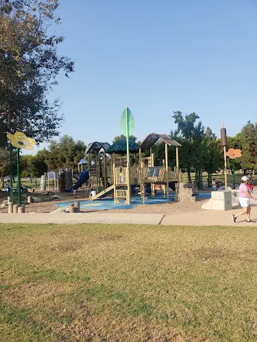 Dog Park Golden Park Downey
